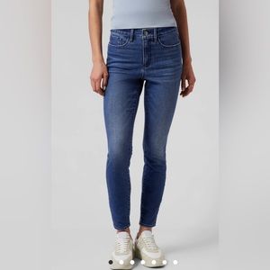 Athleta Sculptex Ultra Skinny Jean